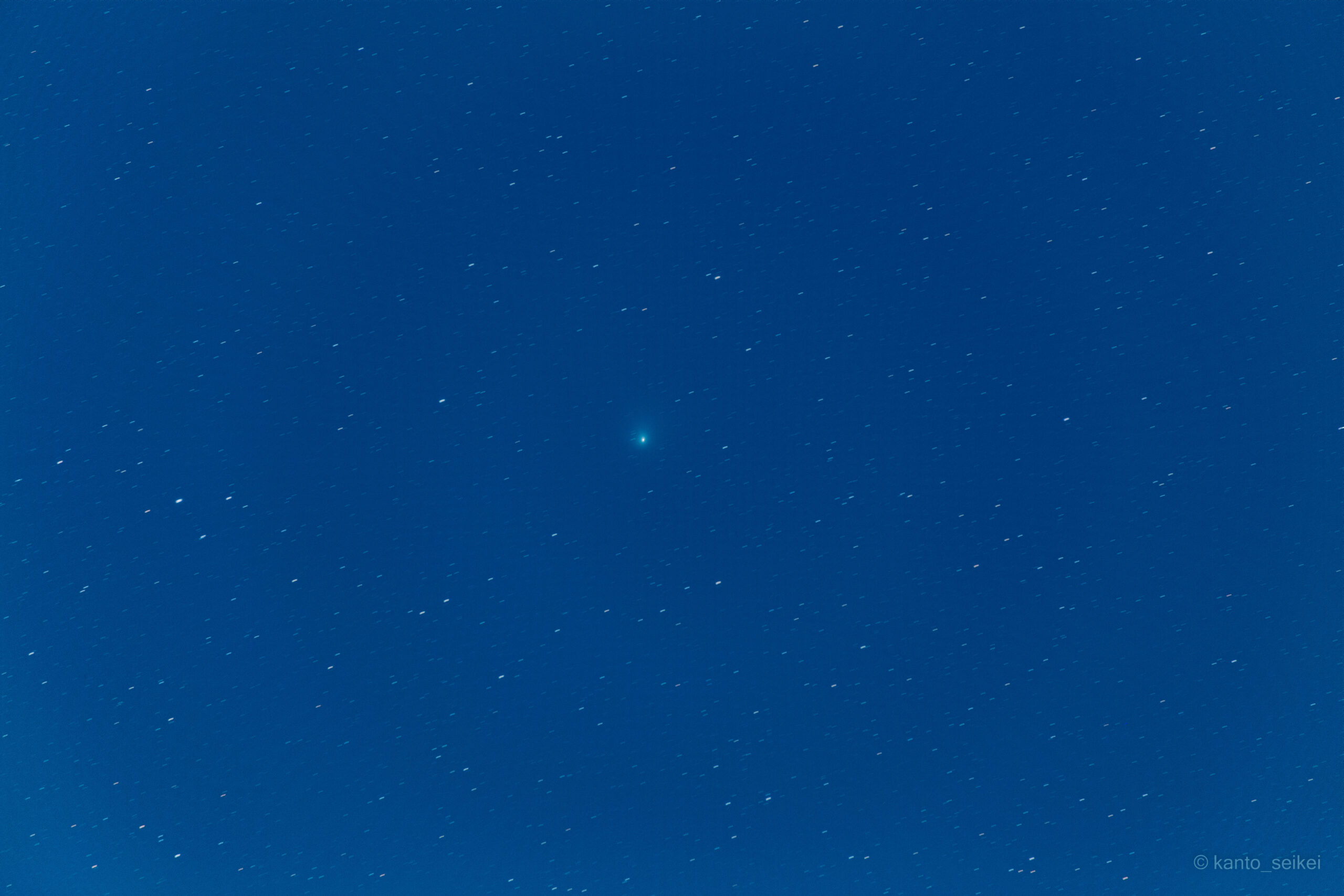 ZTF彗星を300mmの望遠レンズで撮影！（千葉県柏市）